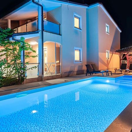 Apartments Lara Μεντουλίν Εξωτερικό φωτογραφία