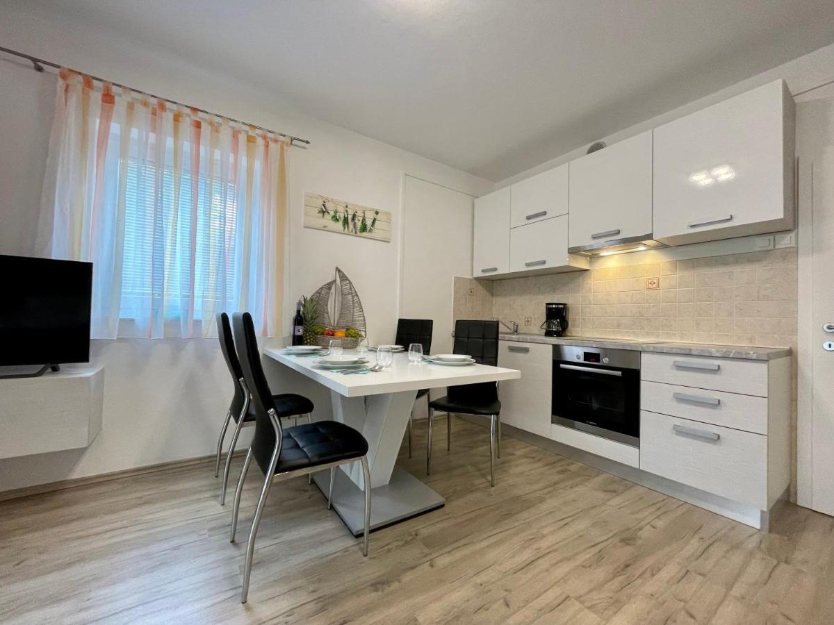 Apartments Lara Μεντουλίν Εξωτερικό φωτογραφία