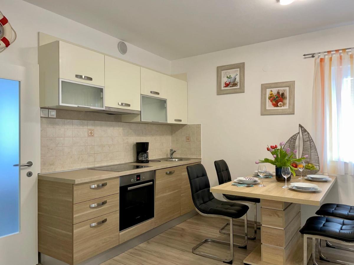 Apartments Lara Μεντουλίν Εξωτερικό φωτογραφία