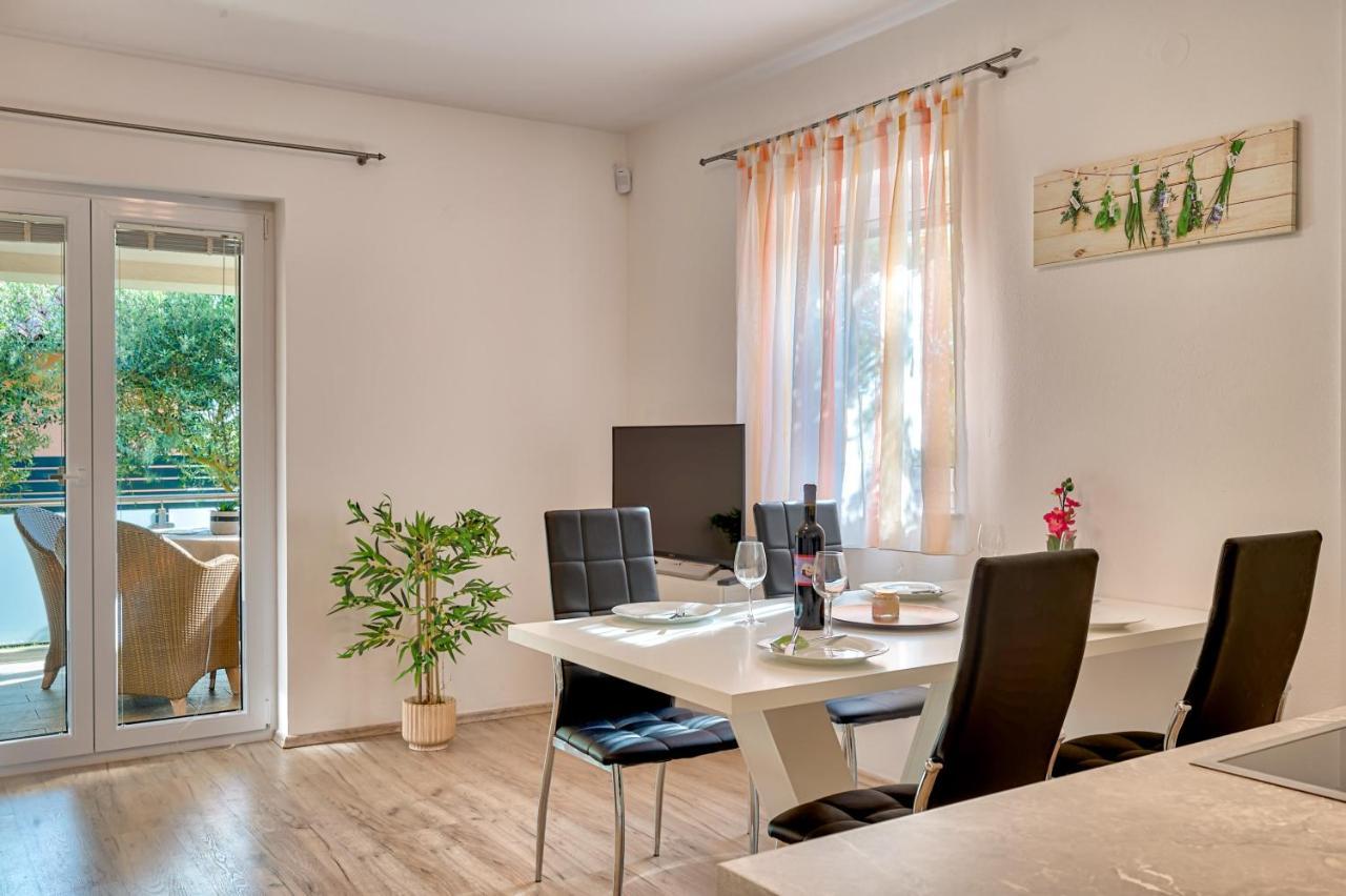Apartments Lara Μεντουλίν Εξωτερικό φωτογραφία