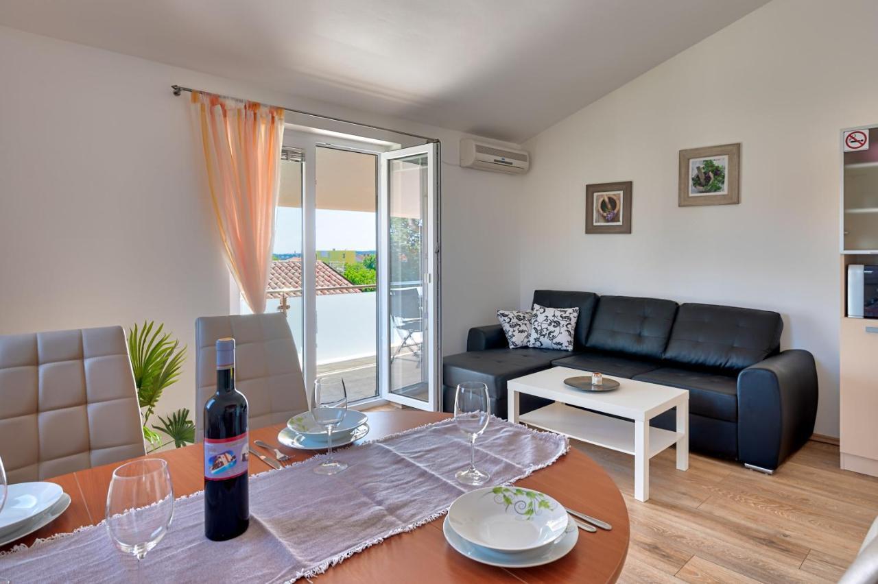Apartments Lara Μεντουλίν Εξωτερικό φωτογραφία