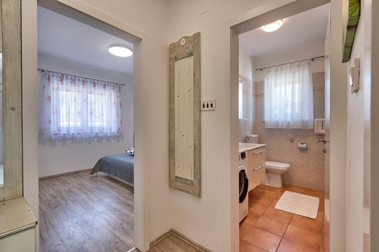 Apartments Lara Μεντουλίν Εξωτερικό φωτογραφία