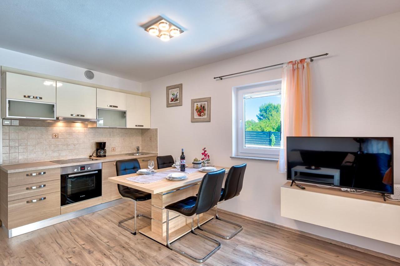 Apartments Lara Μεντουλίν Εξωτερικό φωτογραφία