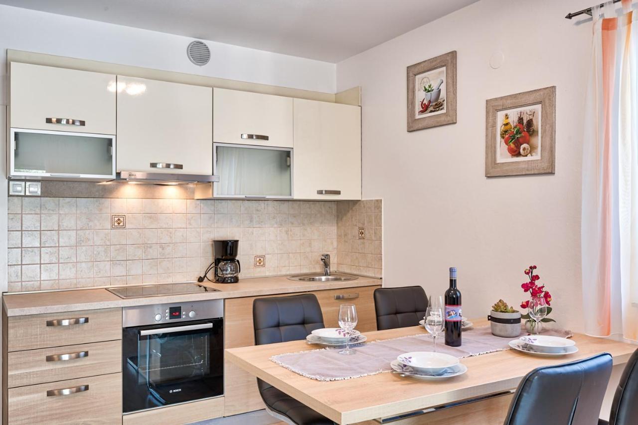Apartments Lara Μεντουλίν Εξωτερικό φωτογραφία
