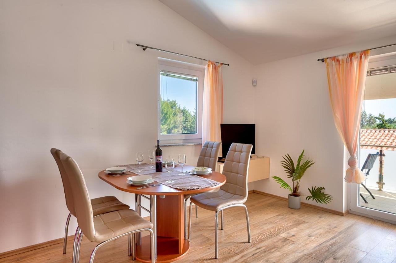 Apartments Lara Μεντουλίν Εξωτερικό φωτογραφία