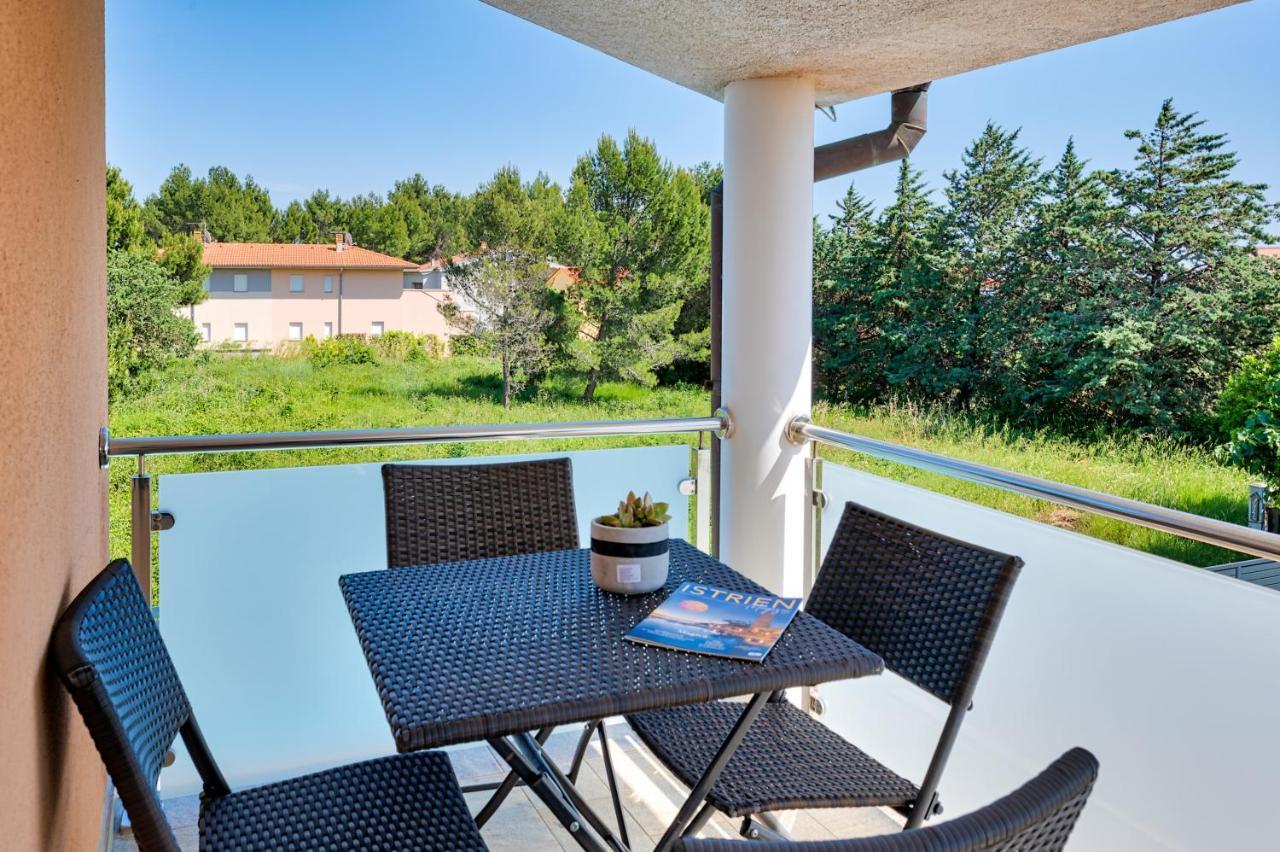 Apartments Lara Μεντουλίν Εξωτερικό φωτογραφία
