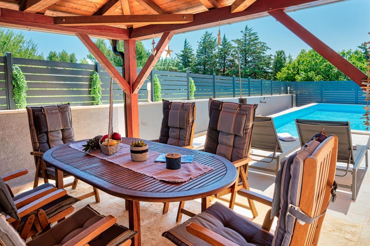 Apartments Lara Μεντουλίν Εξωτερικό φωτογραφία
