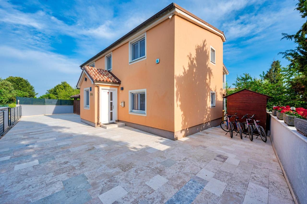 Apartments Lara Μεντουλίν Εξωτερικό φωτογραφία