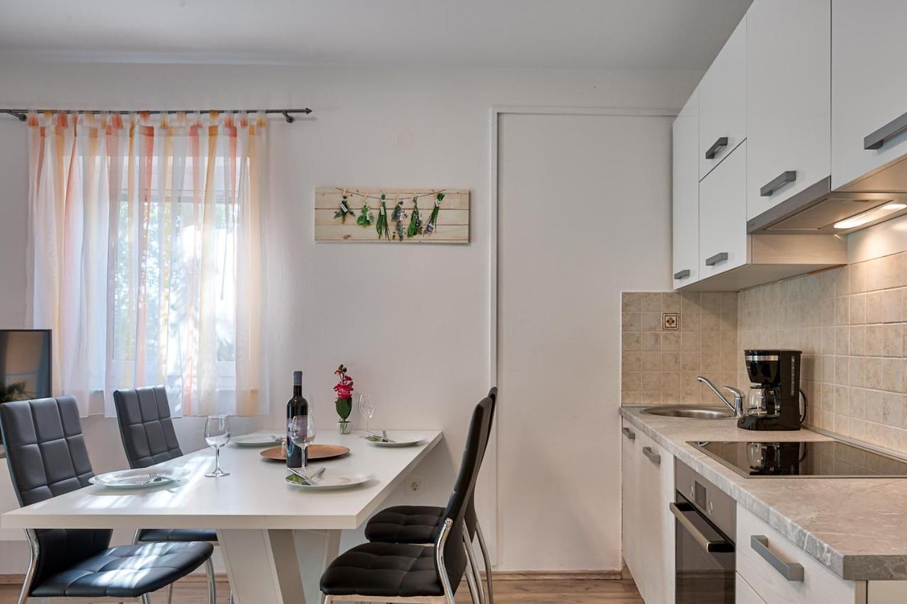 Apartments Lara Μεντουλίν Εξωτερικό φωτογραφία