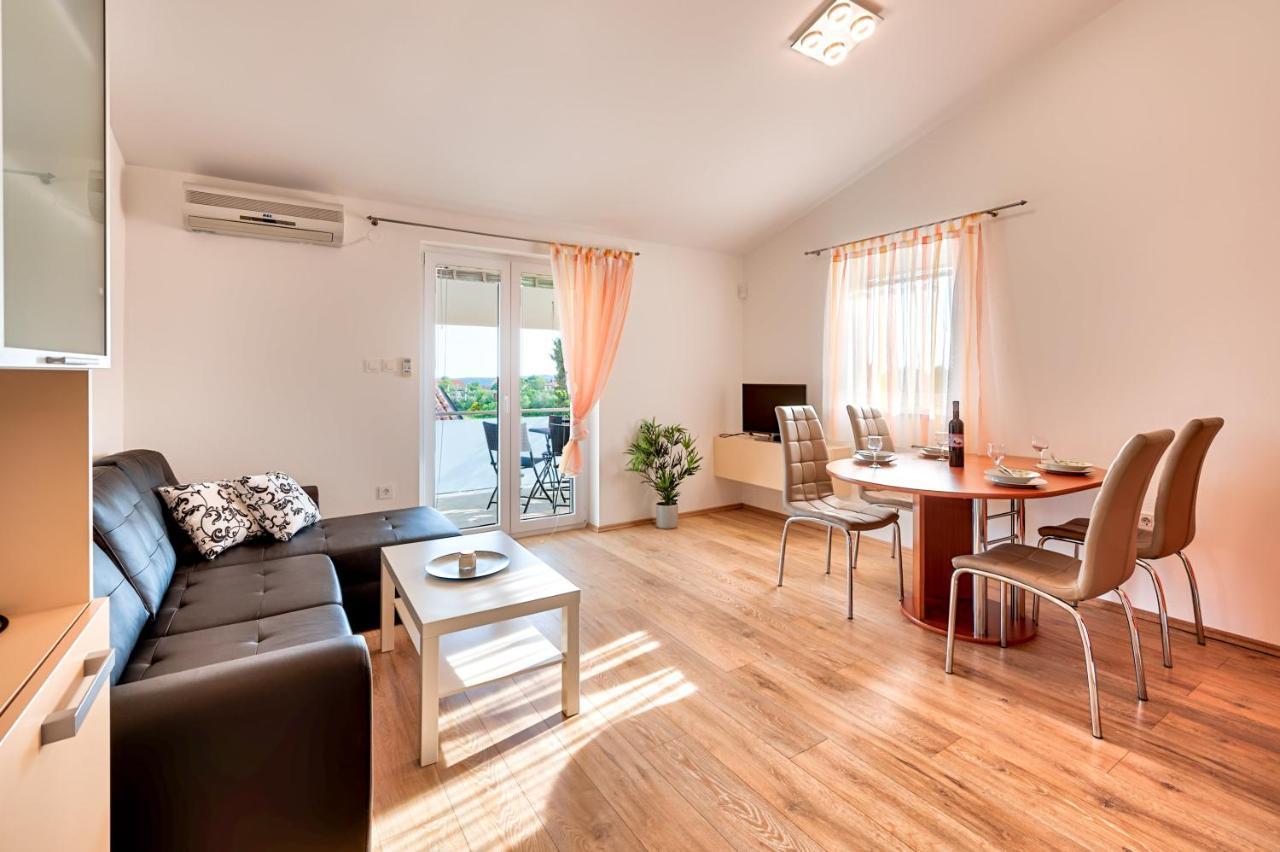 Apartments Lara Μεντουλίν Εξωτερικό φωτογραφία